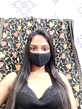 Snapshot of Yours-Bebo chatting on 02-11-25, 07:59 Yours-Bebo online show from 02-11-25, 07:59