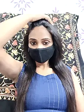 Snapshot of Yours-Bebo chatting on 03-02-25, 11:39 Yours-Bebo online show from 03-02-25, 11:39