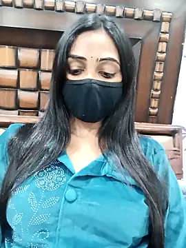 Snapshot of Yours-Bebo chatting on 11-23-25, 07:30 Yours-Bebo online show from 11-23-25, 07:30