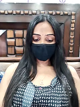 Snapshot of Yours-Bebo chatting on 12-01-25, 12:54 Yours-Bebo online show from 12-01-25, 12:54