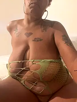 Exotickittykatt online show from 09-14-25, 12:43