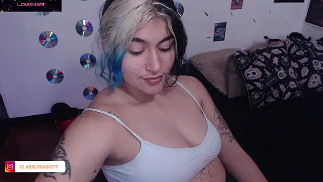 abril666 online show from 12-19-25, 04:03