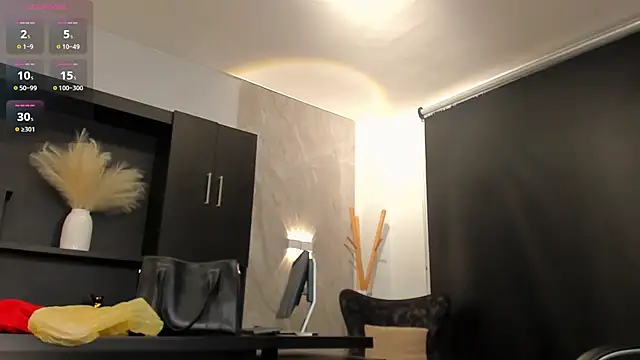 CorinneRusso online show from 01-25-25, 10:08