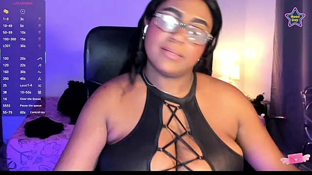 BlakmillerrGilson online show from 06-12-26, 08:19