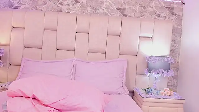 ZendayaGrey online show from 02-02-25, 06:48