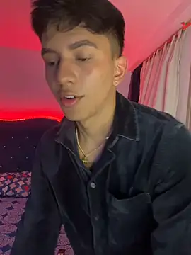 Leonarrrd 01 online show from 02-15-25, 03:20