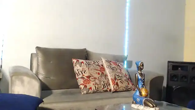 Snapshot of Amazing12inch chatting on 12-06-24, 06:48 Amazing12inch online show from 12-06-24, 06:48