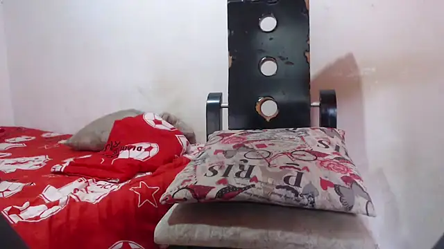 Snapshot of Amazing12inch chatting on 03-02-25, 07:45 Amazing12inch online show from 03-02-25, 07:45