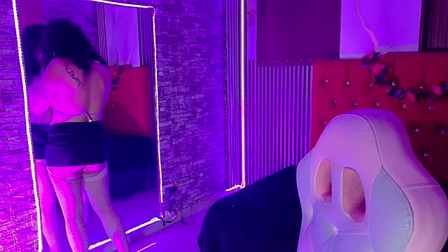 miahernadez303av online show from 03-11-26, 05:02