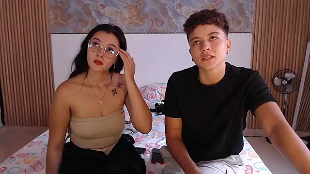 Antonella Cruz02 online show from 10-09-25, 01:53