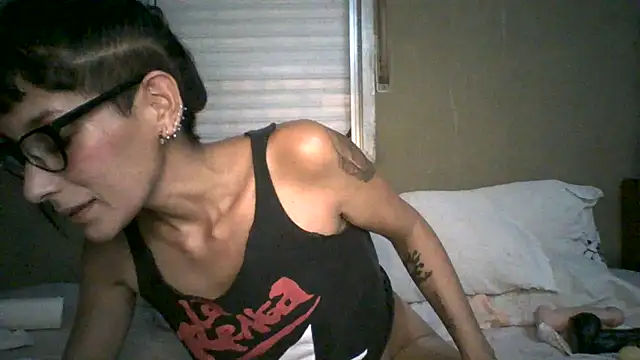 Sofii floyd  online show from 12-20-24, 06:13