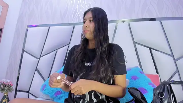  aurora18  online show from 01-13-25, 03:12