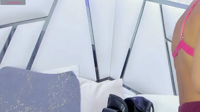  aurora18  online show from 02-27-25, 03:14