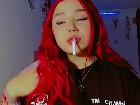 Snapshot of madisonx17 chatting on 09-18-25, 08:55 madisonx17 online show from 09-18-25, 08:55