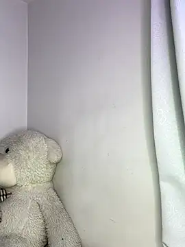 ValerieHilton online show from 11-27-25, 09:28