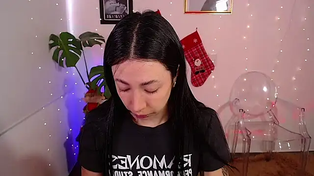 lilyy evanss online show from 12-03-24, 09:34