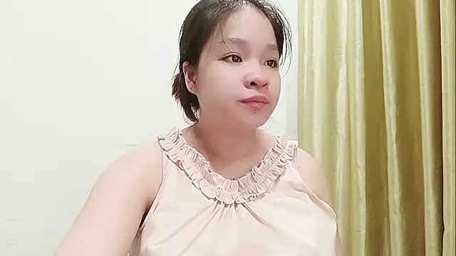 Snapshot of Milajinxi chatting on 06-07-26, 01:10 Milajinxi online show from 06-07-26, 01:10