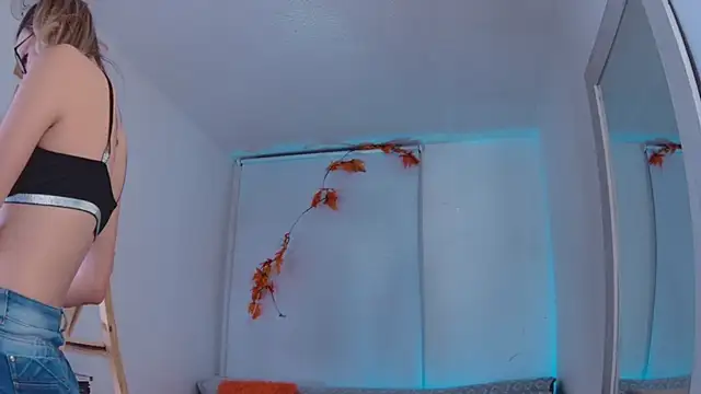 Lucy Princes online show from 12-06-24, 11:57