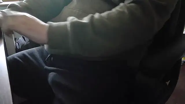 IrishCock30 online show from 04-16-26, 09:21