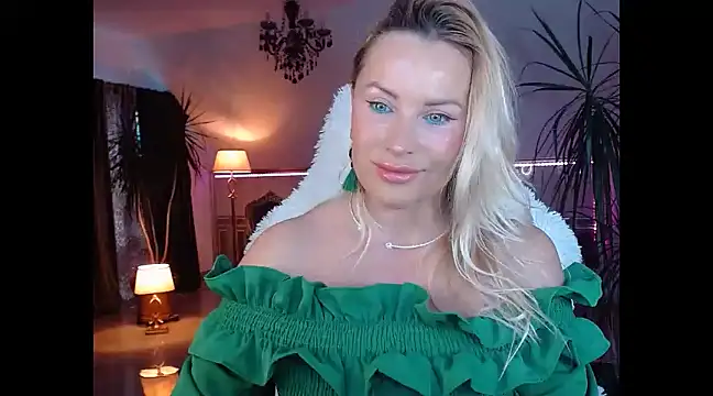 eyesangel22 online show from 12-15-24, 07:02