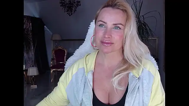 eyesangel22 online show from 02-09-25, 07:16