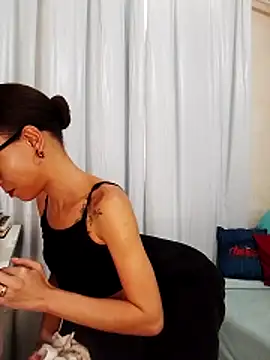 pollypetrovaxxx online show from 02-04-26, 05:41