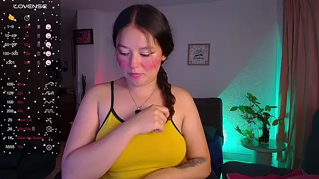 Lexie Thompson10 online show from 03-18-25, 05:20