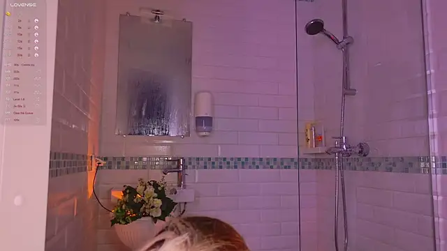 LoraaDoll online show from 02-15-25, 05:17