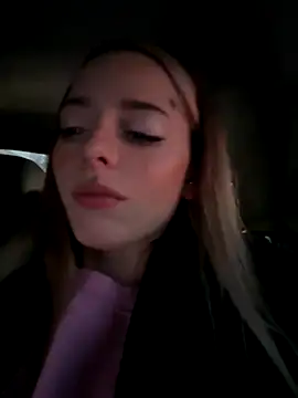 LoraaDoll online show from 10-21-25, 02:51