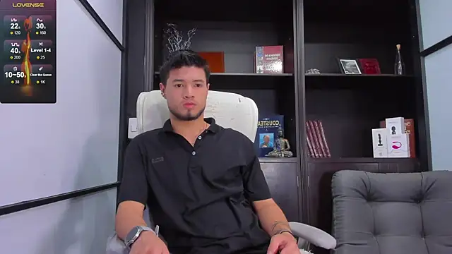 Snapshot of EdwardRoss_ chatting on 02-08-25, 07:59 EdwardRoss online show from 02-08-25, 07:59