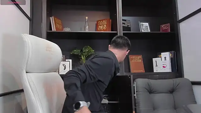 Snapshot of EdwardRoss_ chatting on 03-12-25, 08:20 EdwardRoss online show from 03-12-25, 08:20