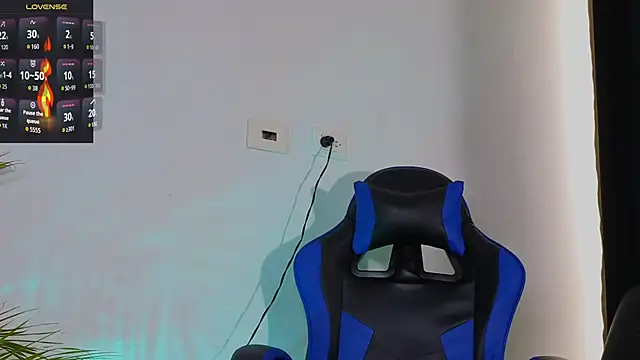 Snapshot of EdwardRoss_ chatting on 11-07-25, 09:26 EdwardRoss online show from 11-07-25, 09:26