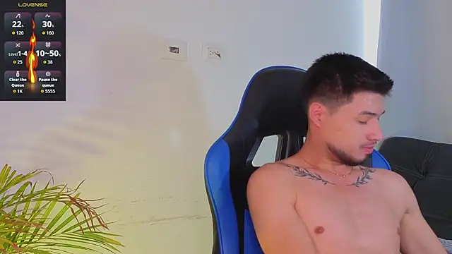 EdwardRoss  online show from 04-03-26, 09:24