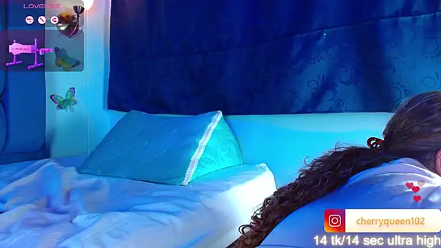 Snapshot of Cherryyquen chatting on 02-23-25, 11:25 Cherryyquen online show from 02-23-25, 11:25
