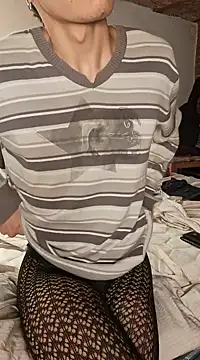 Snapshot of LYZBORNHD chatting on 12-29-24, 12:12 LYZBORNHD online show from 12-29-24, 12:12