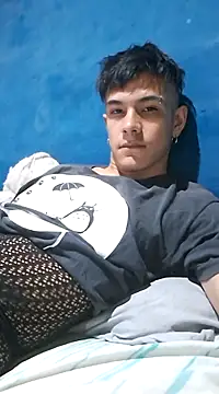 Snapshot of LYZBORNHD chatting on 01-29-25, 06:28 LYZBORNHD online show from 01-29-25, 06:28