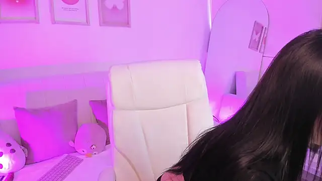 Steff London online show from 02-02-25, 07:46