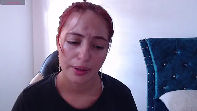 Snapshot of Kate_lorens9 chatting on 02-05-25, 01:44 Kate lorens9 online show from 02-05-25, 01:44