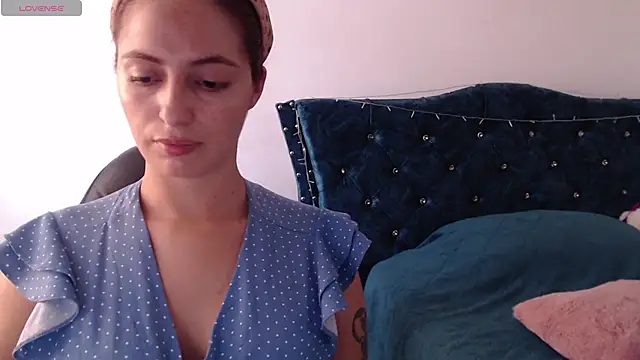 Snapshot of Kate_lorens9 chatting on 02-24-25, 07:30 Kate lorens9 online show from 02-24-25, 07:30