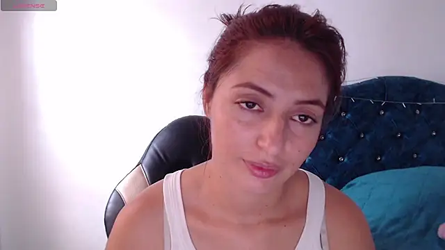 Snapshot of Kate_lorens9 chatting on 02-27-25, 02:54 Kate lorens9 online show from 02-27-25, 02:54