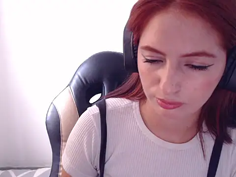 Snapshot of Kate_lorens9 chatting on 03-21-25, 05:56 Kate lorens9 online show from 03-21-25, 05:56