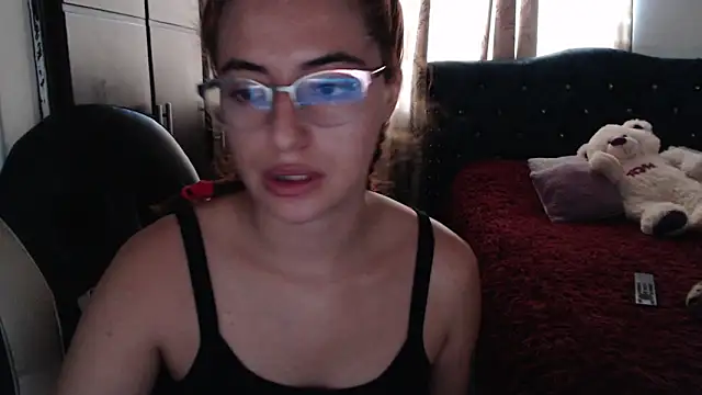 Snapshot of Kate_lorens9 chatting on 09-16-25, 12:17 Kate lorens9 online show from 09-16-25, 12:17