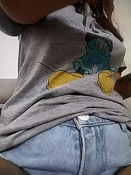 Snapshot of Kate_lorens9 chatting on 10-09-25, 03:32 Kate lorens9 online show from 10-09-25, 03:32