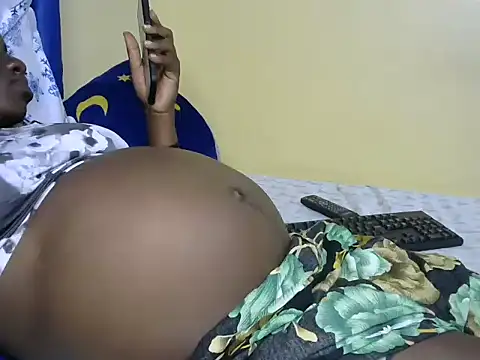 PrettyBabelv online show from 03-13-26, 04:13