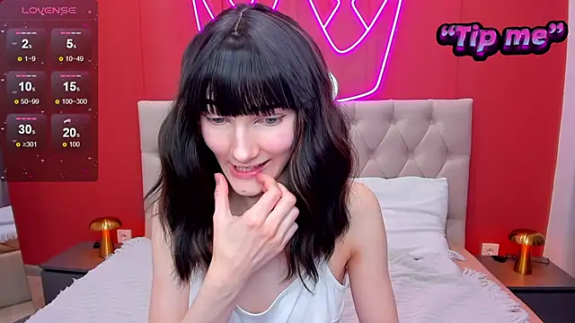 Lili flowerr online show from 01-25-25, 09:04