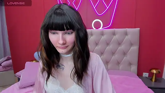 Lili flowerr online show from 02-13-25, 01:37