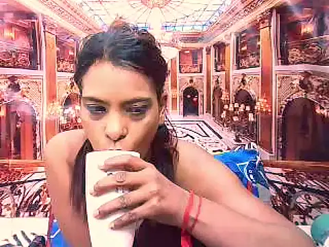 Snapshot of IndianSexyAss chatting on 11-15-25, 06:37 IndianSexyAss online show from 11-15-25, 06:37