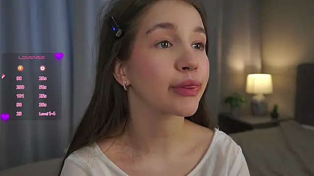 Snapshot of AmiLewis chatting on 02-12-25, 04:23 AmiLewis online show from 02-12-25, 04:23