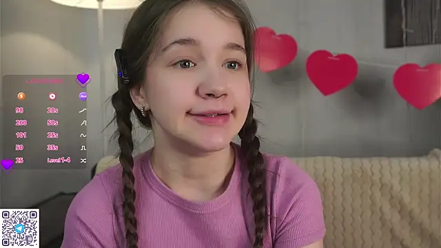 Snapshot of AmiLewis chatting on 02-16-25, 04:09 AmiLewis online show from 02-16-25, 04:09