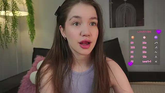 Snapshot of AmiLewis chatting on 02-21-25, 01:11 AmiLewis online show from 02-21-25, 01:11